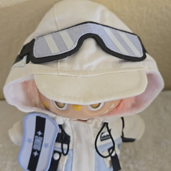 Labubu Clothes - Snowboarding Outfit *Labubu Not Included* - Picture 2 of 5